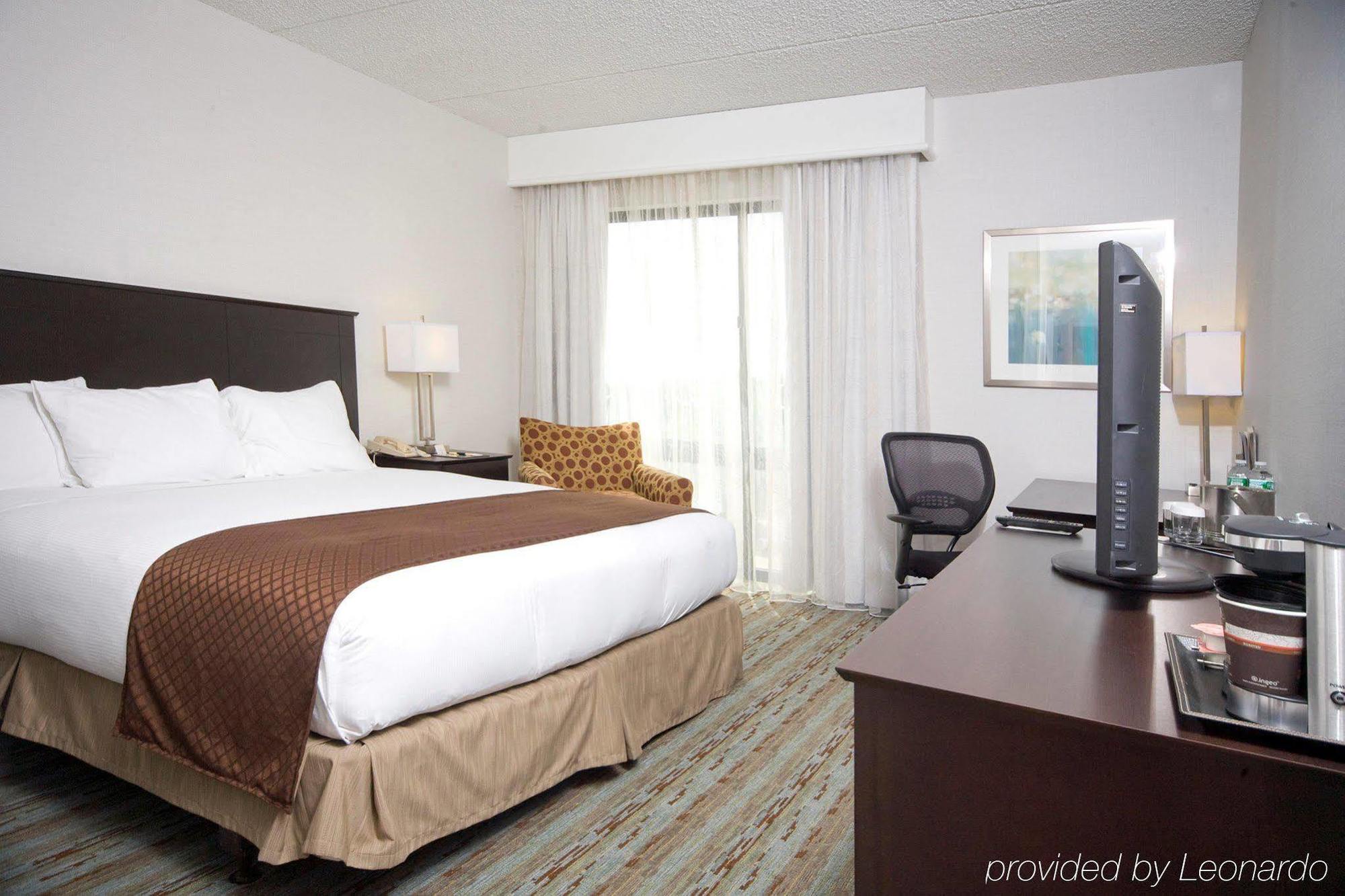 Doubletree By Hilton Bradley International Airport Hotel Windsor Locks Esterno foto