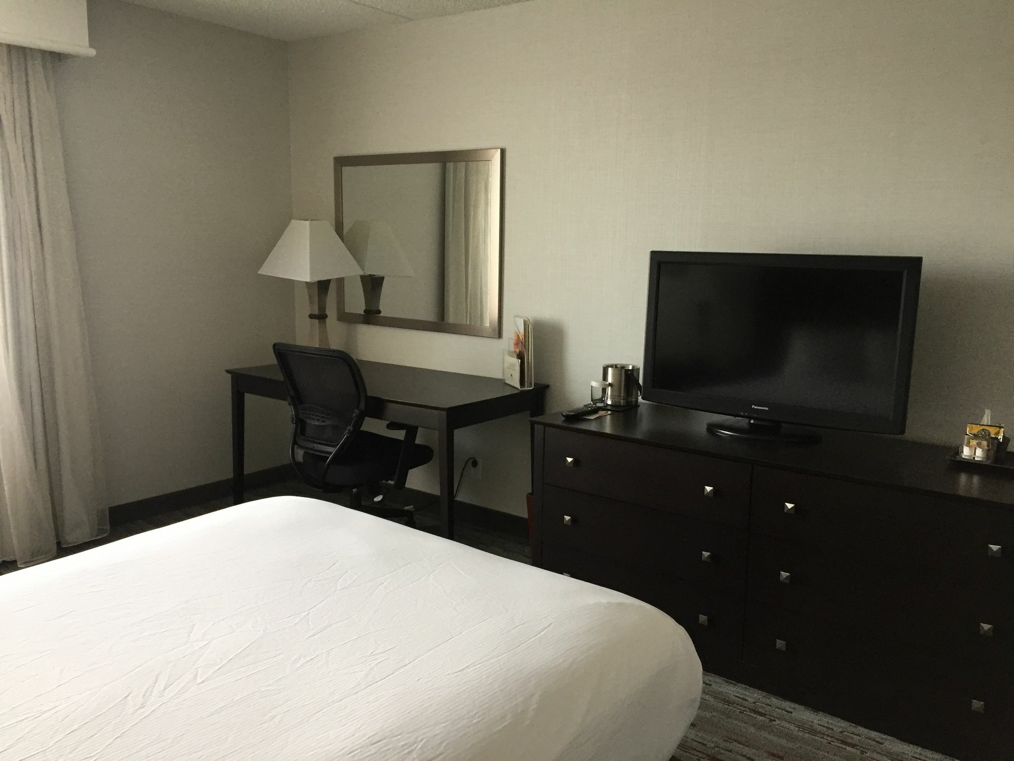 Doubletree By Hilton Bradley International Airport Hotel Windsor Locks Esterno foto